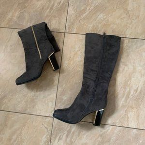 reneeze faux suede boots size 9 new w/o tags